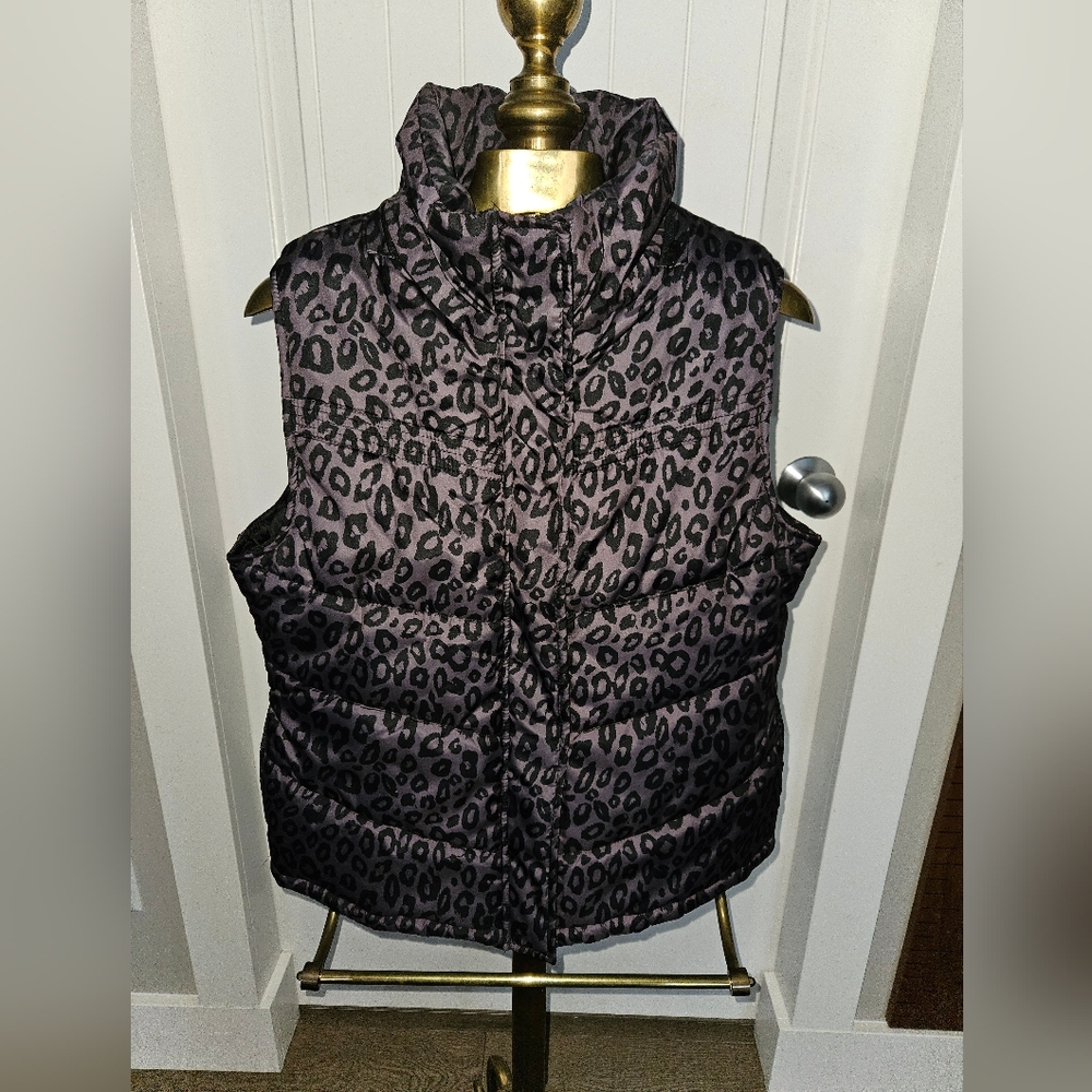 Bundle 5/$30  Leopard Print Puffer Vest